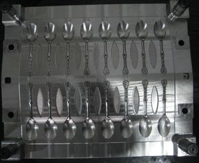 Ανθεκτική πλαστική μηχανή σχηματοποίησης εγχύσεων για το μίας χρήσης μαχαίρι Fook κουταλιών